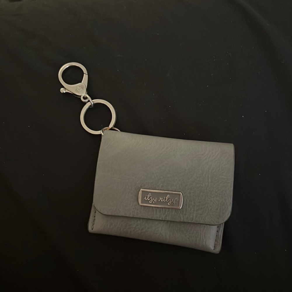 Itzy ritzy Grayson mini vegan leather wallet